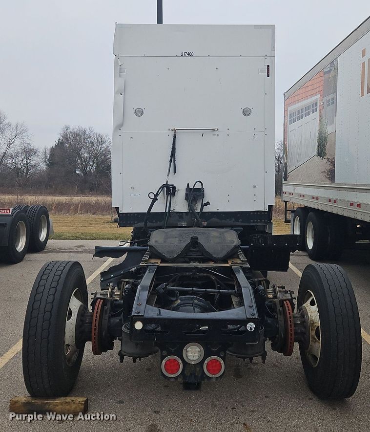 image for item OJ9723 2022 Freightliner  Cascadia 116 semi truck