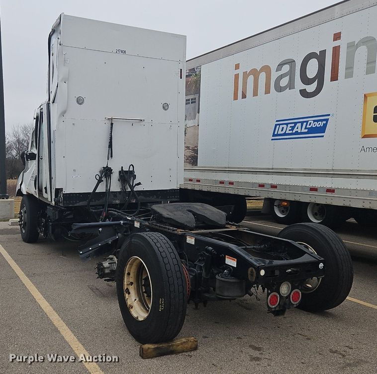 image for item OJ9723 2022 Freightliner  Cascadia 116 semi truck