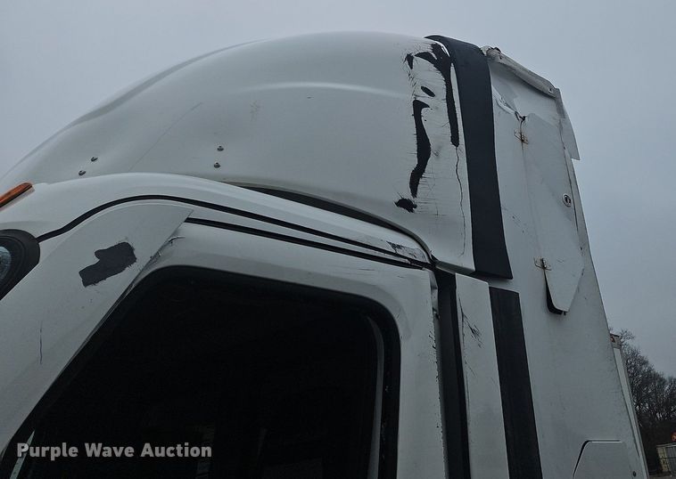 image for item OJ9723 2022 Freightliner  Cascadia 116 semi truck