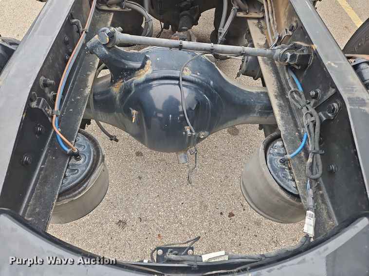 image for item OJ9723 2022 Freightliner  Cascadia 116 semi truck