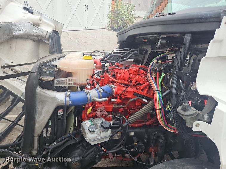 image for item OJ9723 2022 Freightliner  Cascadia 116 semi truck