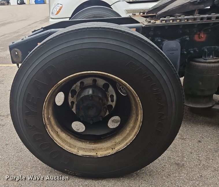 image for item OJ9723 2022 Freightliner  Cascadia 116 semi truck