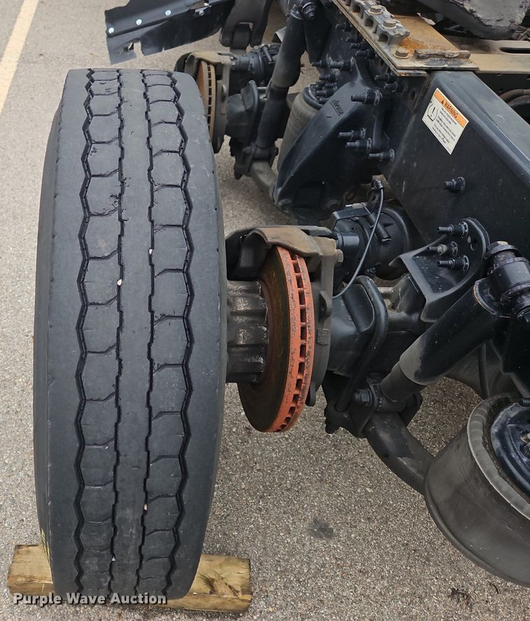 image for item OJ9723 2022 Freightliner  Cascadia 116 semi truck