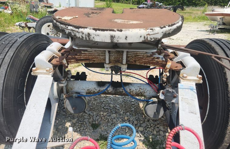 image for item OK9568 1996 Silver Eagle  CST20W trailer dolly