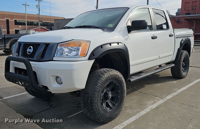 image for item DK0520 2012 Nissan  Titan Crew Cab pickup truck