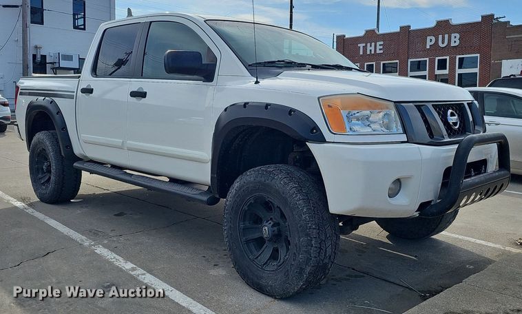 image for item DK0520 2012 Nissan  Titan Crew Cab pickup truck