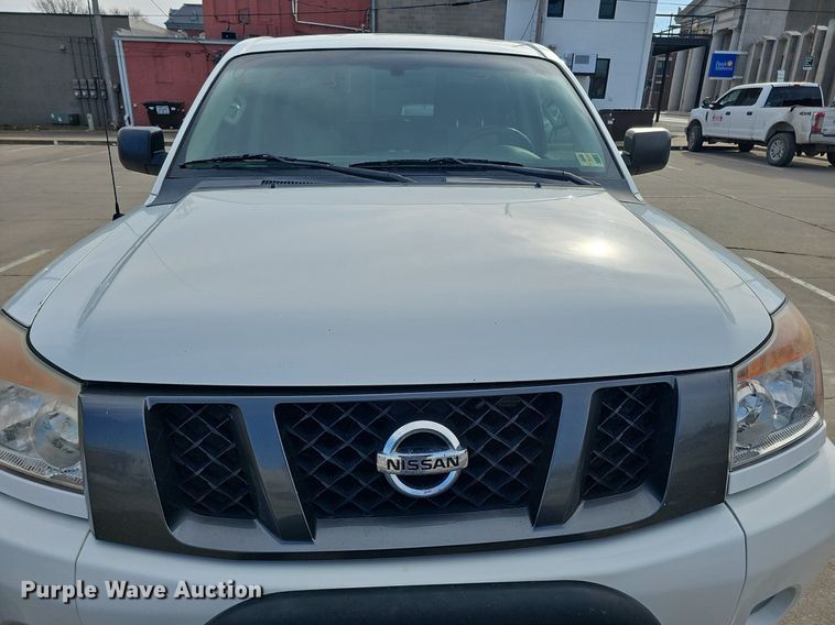 image for item DK0520 2012 Nissan  Titan Crew Cab pickup truck