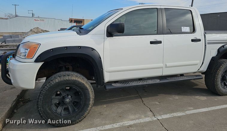 image for item DK0520 2012 Nissan  Titan Crew Cab pickup truck