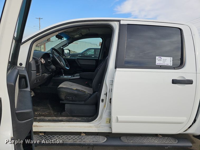 image for item DK0520 2012 Nissan  Titan Crew Cab pickup truck