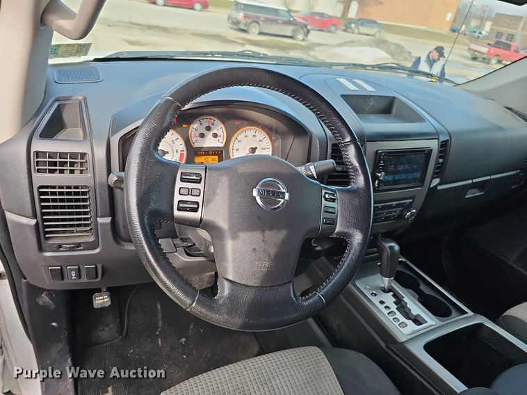 image for item DK0520 2012 Nissan  Titan Crew Cab pickup truck