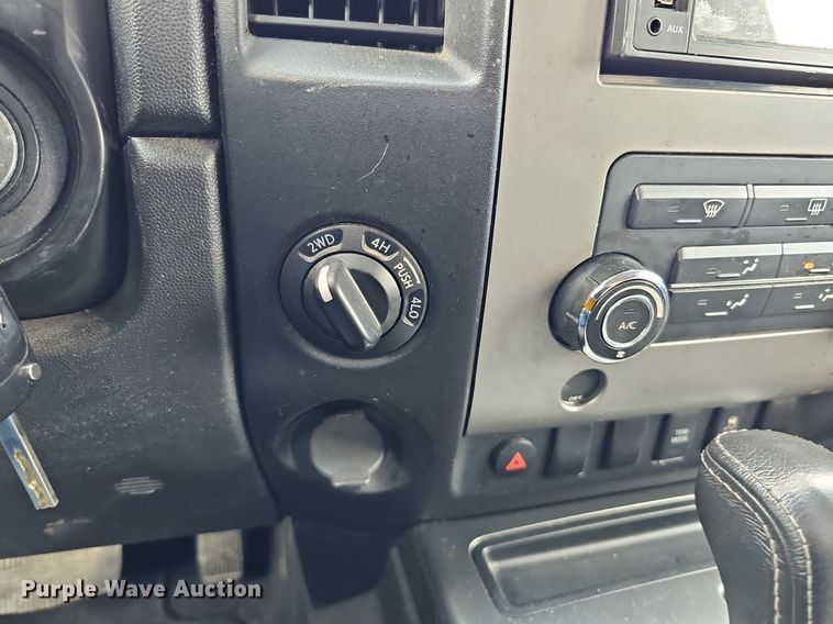 image for item DK0520 2012 Nissan  Titan Crew Cab pickup truck