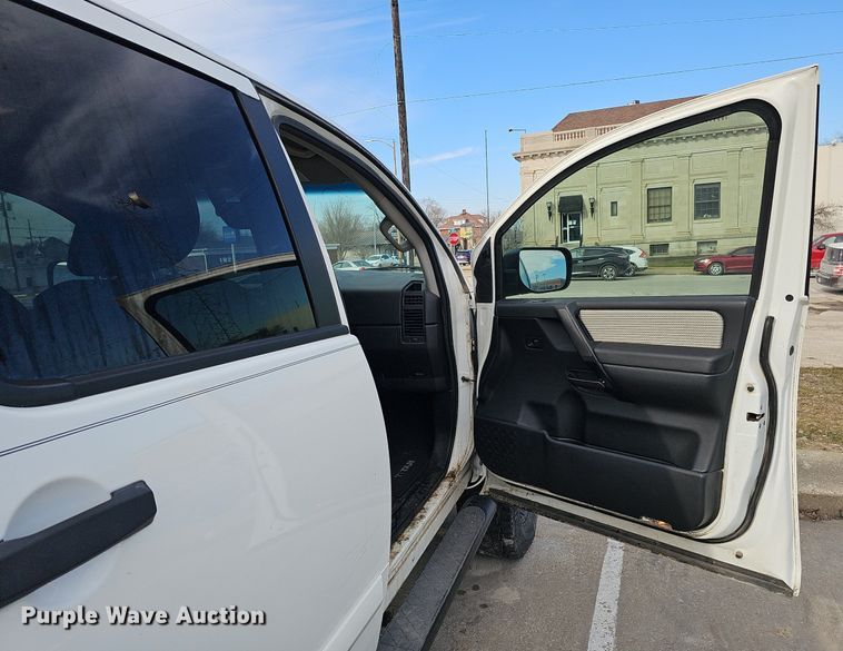 image for item DK0520 2012 Nissan  Titan Crew Cab pickup truck