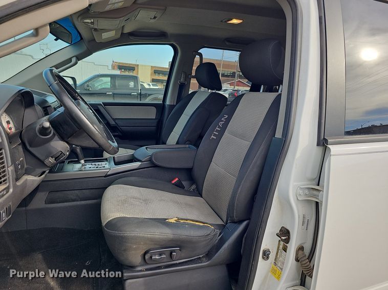 image for item DK0520 2012 Nissan  Titan Crew Cab pickup truck