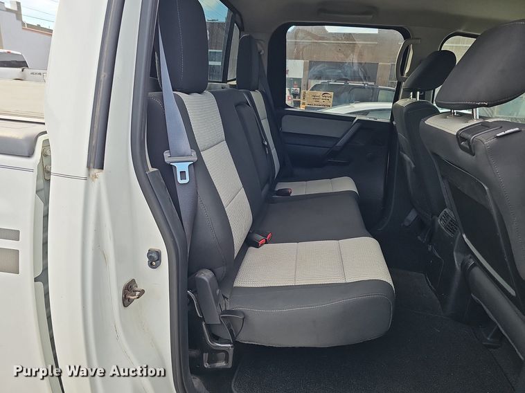 image for item DK0520 2012 Nissan  Titan Crew Cab pickup truck