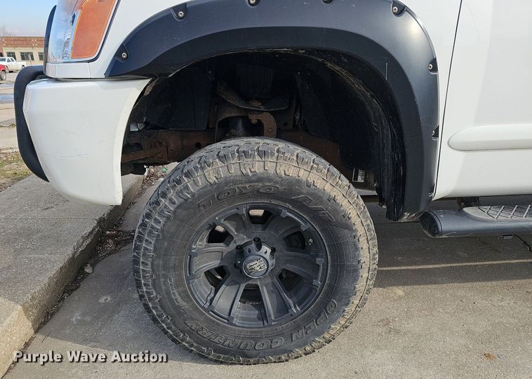 image for item DK0520 2012 Nissan  Titan Crew Cab pickup truck