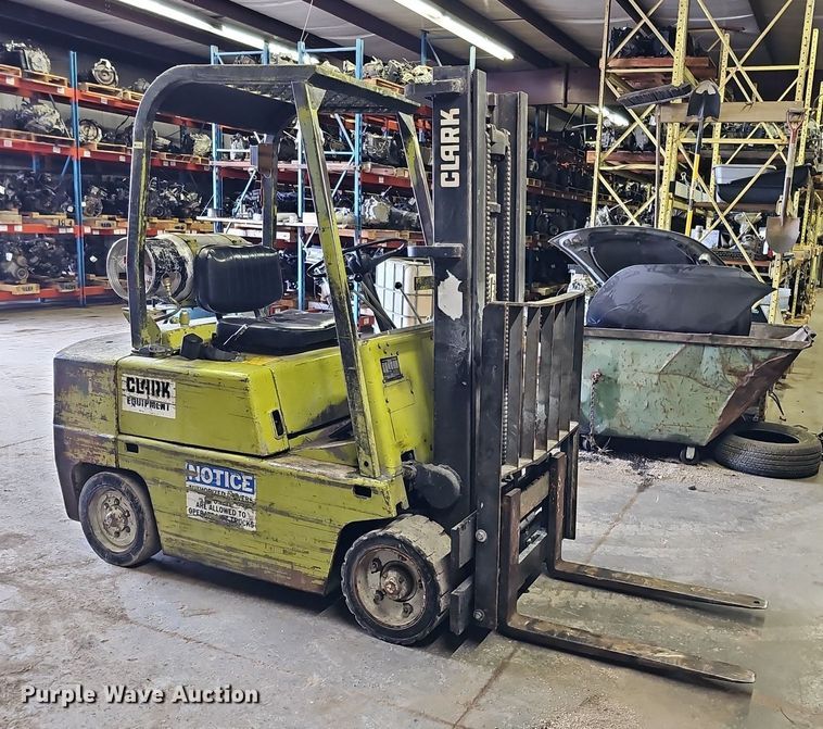 image for item DK0527 Clark C500 55 forklift