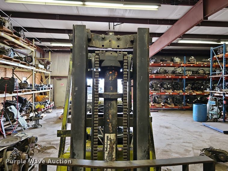 image for item DK0527 Clark C500 55 forklift