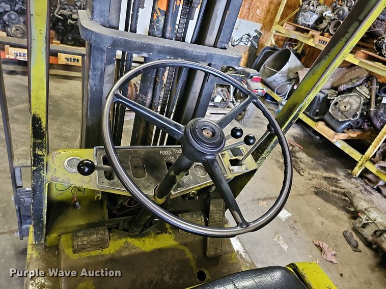 image for item DK0527 Clark C500 55 forklift