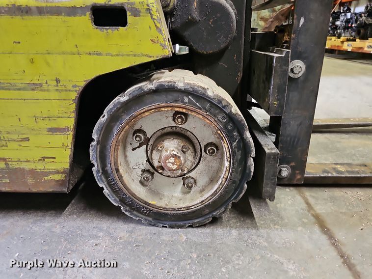 image for item DK0527 Clark C500 55 forklift