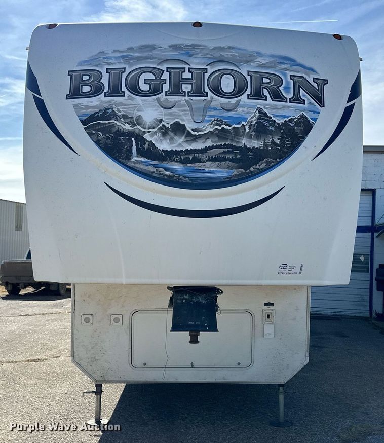 image for item DM2671 2011 Bighorn 3055 RL camper