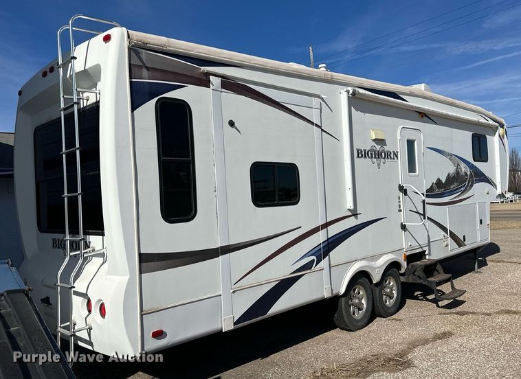 image for item DM2671 2011 Bighorn 3055 RL camper