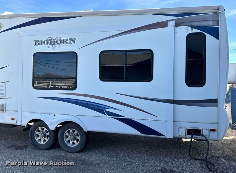image for item DM2671 2011 Bighorn 3055 RL camper