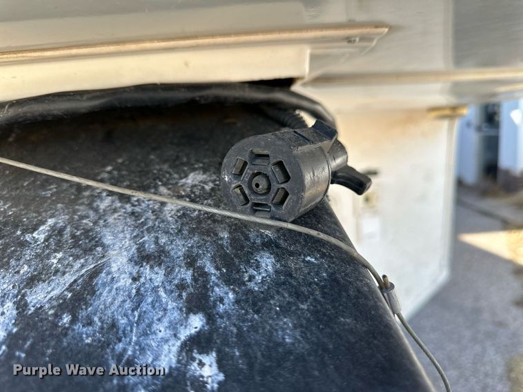 image for item DM2671 2011 Bighorn 3055 RL camper