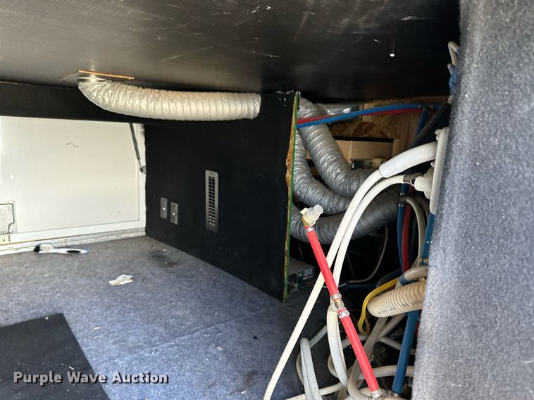 image for item DM2671 2011 Bighorn 3055 RL camper