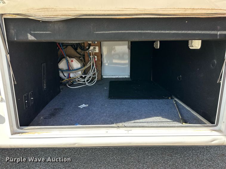 image for item DM2671 2011 Bighorn 3055 RL camper