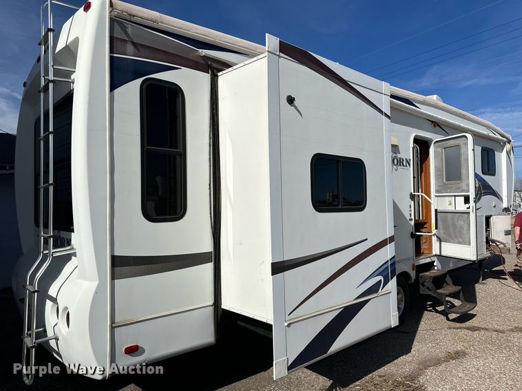 image for item DM2671 2011 Bighorn 3055 RL camper