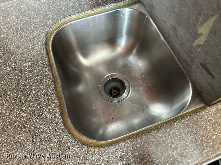 image for item DM2671 2011 Bighorn 3055 RL camper