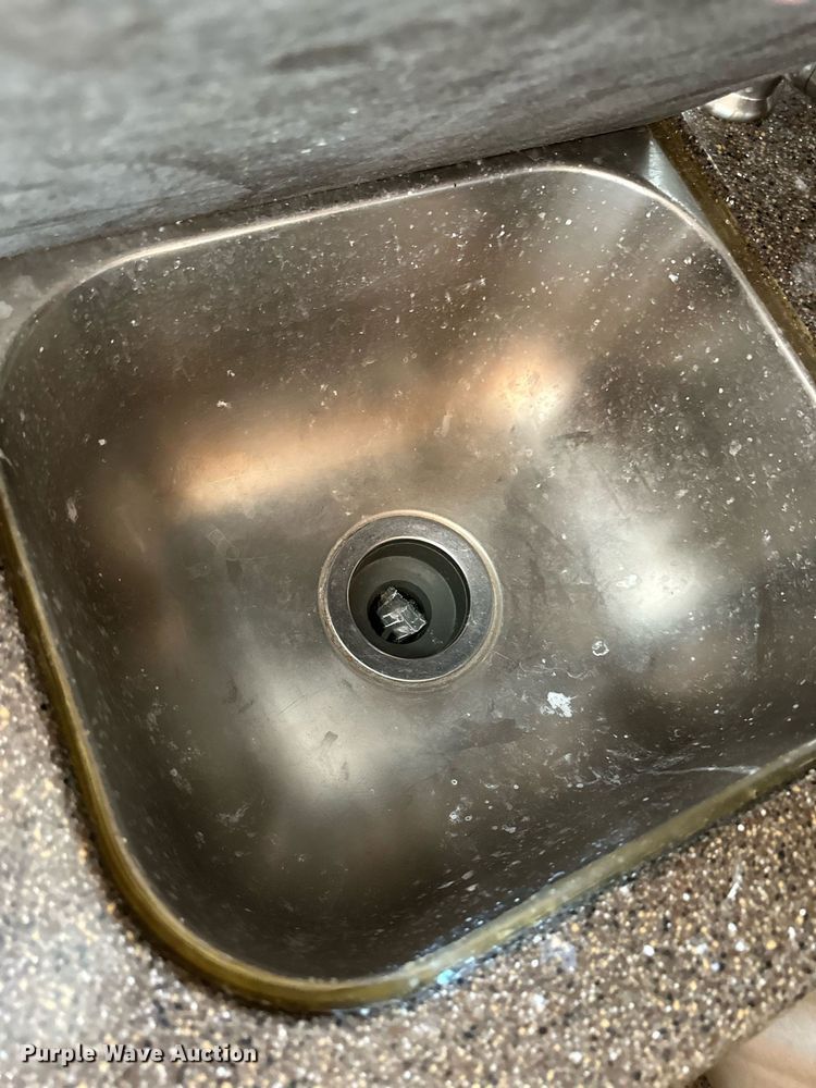 image for item DM2671 2011 Bighorn 3055 RL camper