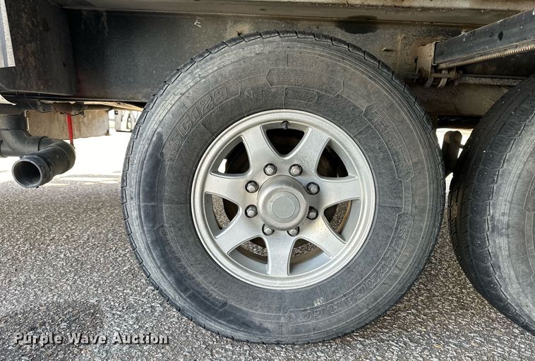 image for item DM2671 2011 Bighorn 3055 RL camper