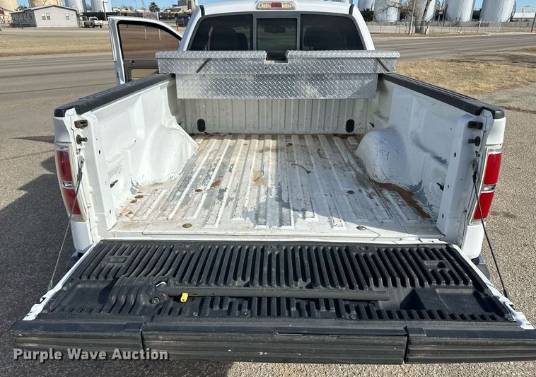 image for item DM2673 2010 Ford F150 SuperCab pickup truck