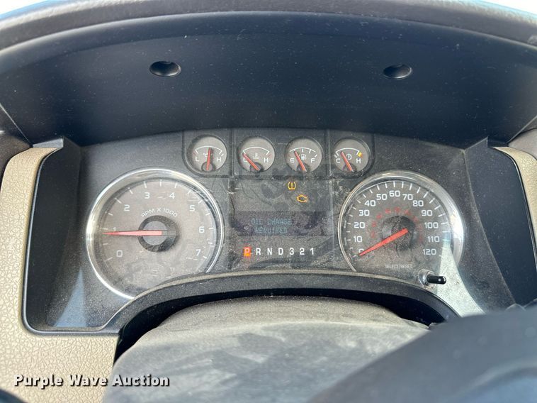 image for item DM2673 2010 Ford F150 SuperCab pickup truck