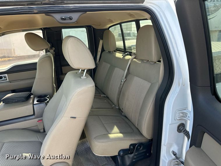 image for item DM2673 2010 Ford F150 SuperCab pickup truck