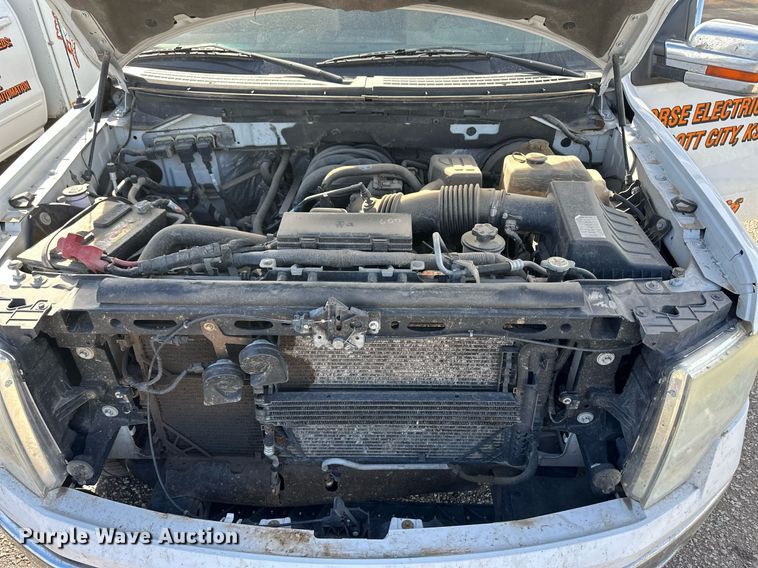 image for item DM2673 2010 Ford F150 SuperCab pickup truck