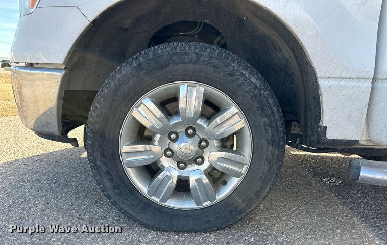 image for item DM2673 2010 Ford F150 SuperCab pickup truck