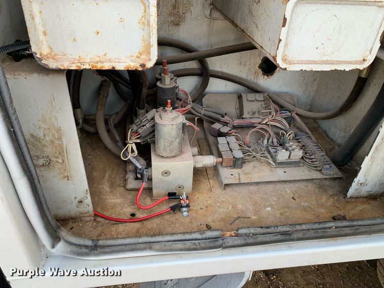 image for item DM7734 2018 Ford  F450 Super Duty XL Crew Cab utility / service truck