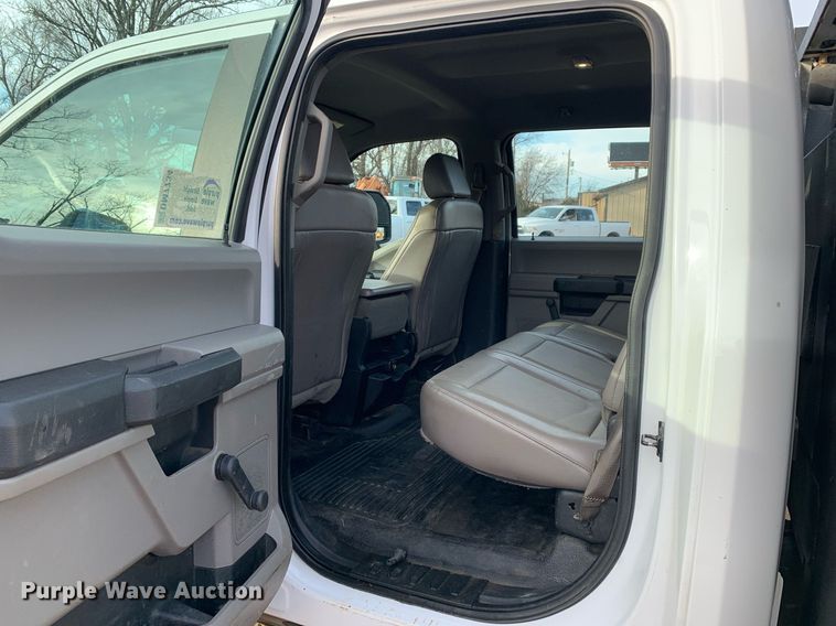 image for item DM7734 2018 Ford  F450 Super Duty XL Crew Cab utility / service truck