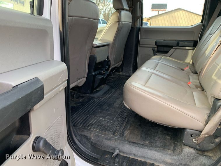 image for item DM7734 2018 Ford  F450 Super Duty XL Crew Cab utility / service truck