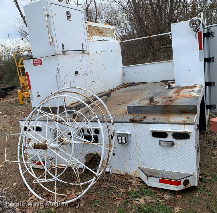 image for item DM7741 Utility bed