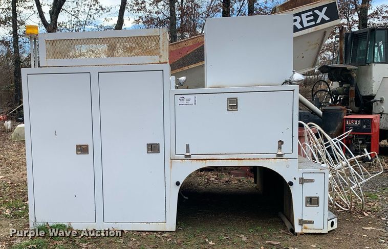 image for item DM7741 Utility bed