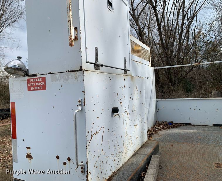 image for item DM7741 Utility bed