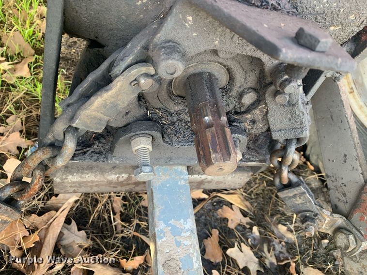 image for item DM7744 1985 Massey Ferguson  245 tractor