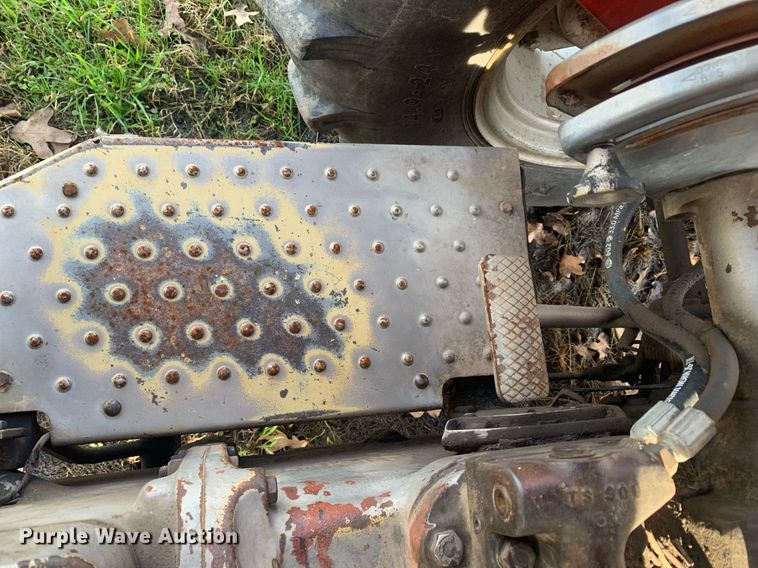 image for item DM7744 1985 Massey Ferguson  245 tractor