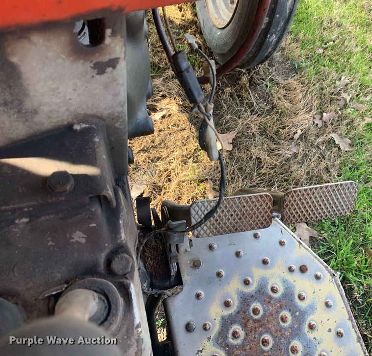 image for item DM7744 1985 Massey Ferguson  245 tractor