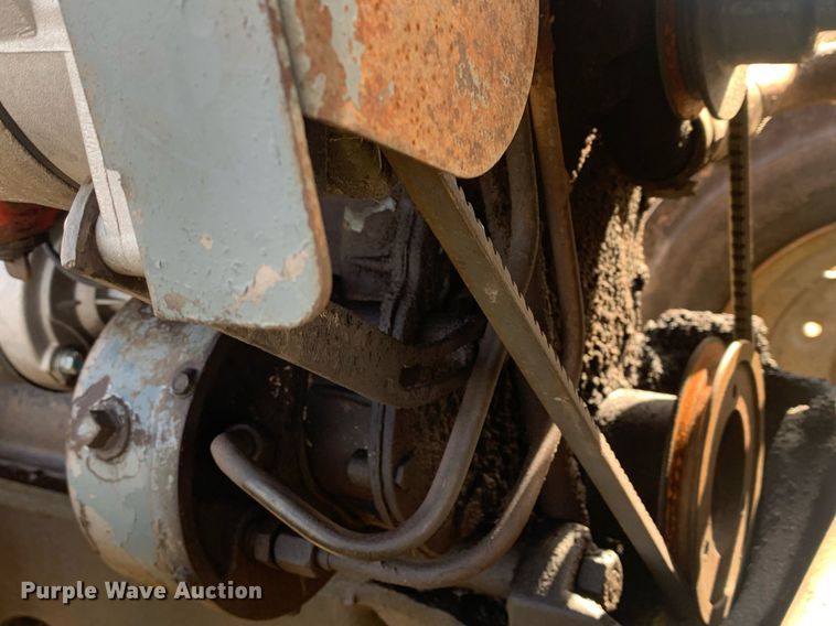 image for item DM7744 1985 Massey Ferguson  245 tractor