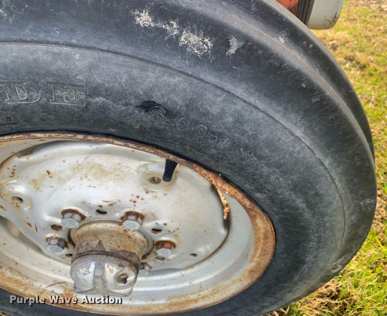 image for item DM7744 1985 Massey Ferguson  245 tractor