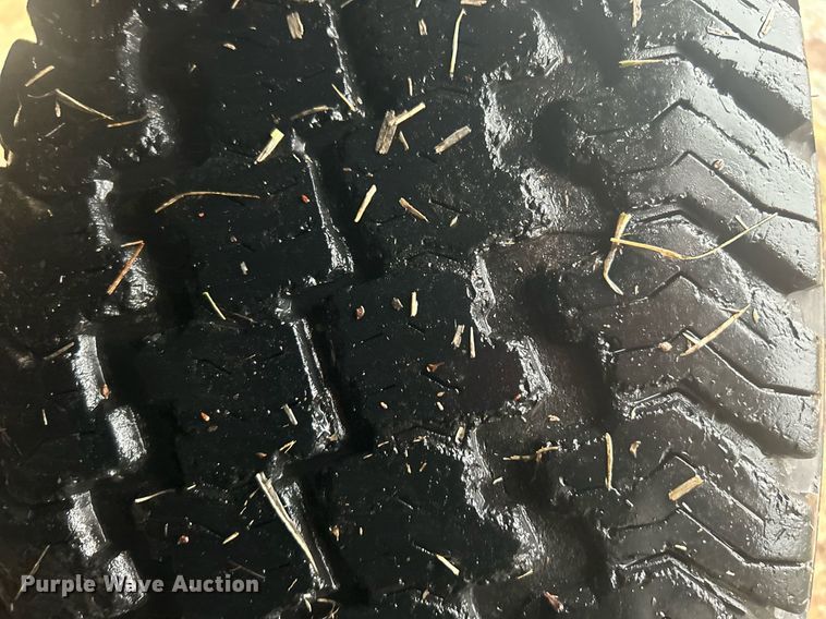 image for item DN0650 1986 GMC Sierra 1500 pickup truck